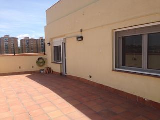Ático en Sant cristòfol, 16. Ático my soleado con amplia terraza Ático en Sant cristòfol, 16. Ático my soleado con amplia terraza