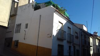 Casa adosada en Calle del cabezo, 28. Calasparra / calle del cabezo Casa adosada en Calle del cabezo, 28. Calasparra / calle del cabezo