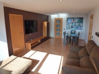Alquiler Piso en Avinguda vilanova, 22. Amplio piso de 4 habitaciones amueblado en granvía Alquiler Piso en Avinguda vilanova, 22. Amplio piso de 4 habitaciones amueblado en granvía