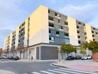 Alquiler Parking coche en Calle polop, 36. Amplio garaje para coche grande Alquiler Parking coche en Calle polop, 36. Amplio garaje para coche grande