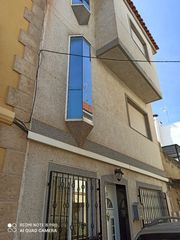 Lloguer Pis en Solanas, 101. Casa seminueva Lloguer Pis en Solanas, 101. Casa seminueva