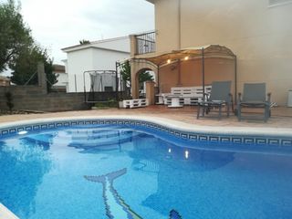 Chalet en Carrer ripolles, 16. Chalet de 6 habitaciones con piscina Chalet en Carrer ripolles, 16. Chalet de 6 habitaciones con piscina