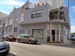Piano terra in Calle literat azorin, 9. Vivienda con local comercial Piano terra in Calle literat azorin, 9. Vivienda con local comercial