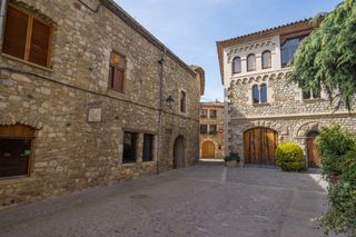 Local commercial à Carrer sant vicenç, 5. Magnífic locala besalú Local commercial à Carrer sant vicenç, 5. Magnífic locala besalú