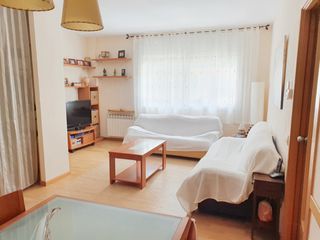 Piso en Carrer jacint verdaguer, 43. Planta baja muy cómoda con patio de 16 m² Piso en Carrer jacint verdaguer, 43. Planta baja muy cómoda con patio de 16 m²