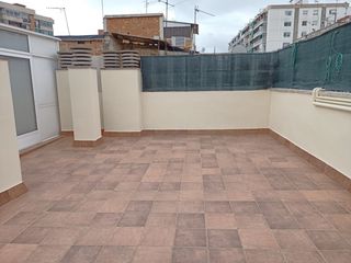 Piso en Avinguda can serra, s/n. Amplio piso con terraza grande en zona tranquila Piso en Avinguda can serra, s/n. Amplio piso con terraza grande en zona tranquila