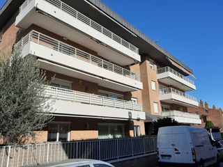 Piso en Carrer tetuan, 25. Amplia vivienda exterior en eixample st cugat Piso en Carrer tetuan, 25. Amplia vivienda exterior en eixample st cugat
