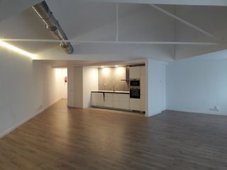 Alquiler Otros inmuebles en Camino del pozo del tío raimundo,. Loft recien reformado ideal despacho profesional Alquiler Otros inmuebles en Camino del pozo del tío raimundo,. Loft recien reformado ideal despacho profesional