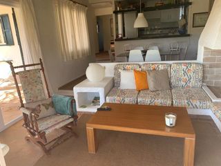 Rent Chalet in Cami des barranc, 1. Chalet con jardín. Rent Chalet in Cami des barranc, 1. Chalet con jardín.