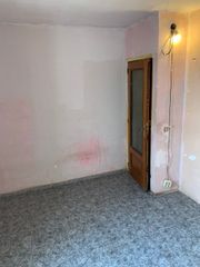 Piso en Carrer rossello, 1. Piso para reformar Piso en Carrer rossello, 1. Piso para reformar