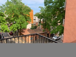 Piso en Montseny, 72. Se vende piso cerca de la plaza del barco Piso en Montseny, 72. Se vende piso cerca de la plaza del barco