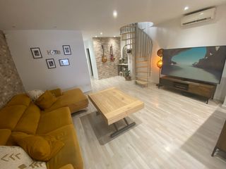 Dúplex en Carrer sant carles, 54. Precioso piso/dúplex totalmente reformado Dúplex en Carrer sant carles, 54. Precioso piso/dúplex totalmente reformado
