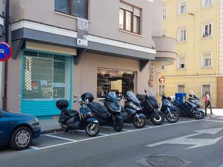 Affitto Locale commerciale in Calle guevara 22. Local en  zona comercial de gran transito. Affitto Locale commerciale in Calle guevara 22. Local en  zona comercial de gran transito.