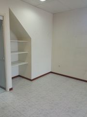 Lloguer Local Comercial en Rastrillo, 31. Lloguer local preu a negociar entresòl Lloguer Local Comercial en Rastrillo, 31. Lloguer local preu a negociar entresòl