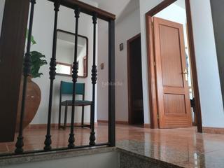 Pis a Calle real 13. Entrada a dos calles, el piso superior y el tejado Pis a Calle real 13. Entrada a dos calles, el piso superior y el tejado