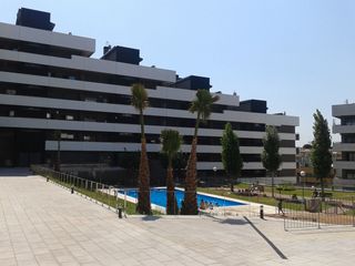 Alquiler Piso en Álaba,, 59. Todo incluido! piscina,gim,2park,trast,muebl,renfe Alquiler Piso en Álaba,, 59. Todo incluido! piscina,gim,2park,trast,muebl,renfe