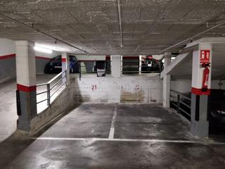 Miete Autoparkplatz in Passatge d'en sagristà 10. Parquing en alquiler Miete Autoparkplatz in Passatge d'en sagristà 10. Parquing en alquiler