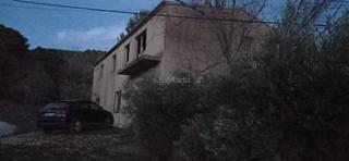 Pis a Jv-7011 85. Se vende finca rústica con nave en siles. Pis a Jv-7011 85. Se vende finca rústica con nave en siles.