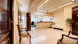 Rent Office space in Avenida de madrid 40a. Inmejorable ubicación Rent Office space in Avenida de madrid 40a. Inmejorable ubicación