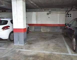 Lloguer Aparcament cotxe a Passatge de serra i arola 11. Parking en sants, muy buena ubicación Lloguer Aparcament cotxe a Passatge de serra i arola 11. Parking en sants, muy buena ubicación