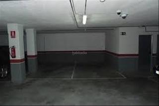 Location Parking voiture à Carrer de mondúver 18. Garaje para coche y moto Location Parking voiture à Carrer de mondúver 18. Garaje para coche y moto