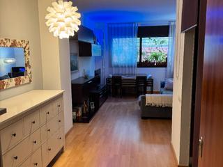 Appartement à Carrer de mossèn àngel rodamilans 177. Piso de 48 m² orientación sur, planta baja, con vistas a un pasa Appartement à Carrer de mossèn àngel rodamilans 177. Piso de 48 m² orientación sur, planta baja, con vistas a un pasa