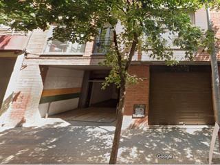 Aparcament cotxe a Carrer d'àngel guimerà 66. Parking doble cerrado c\ angel guimera, 66 Aparcament cotxe a Carrer d'àngel guimerà 66. Parking doble cerrado c\ angel guimera, 66