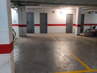 Rent Car parking in C/ mercat 77 Rent Car parking in C/ mercat 77