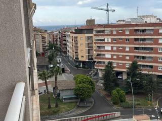 Estudi a Carrer ventura gassol 2. Ideal para una pareja Estudi a Carrer ventura gassol 2. Ideal para una pareja