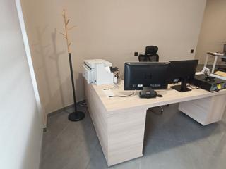 Lloguer Local Comercial a Calle del carmen 37. Ideal para negocio de oficinas a pie de calle, se incluye luz e Lloguer Local Comercial a Calle del carmen 37. Ideal para negocio de oficinas a pie de calle, se incluye luz e