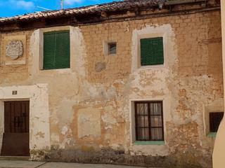 Masia a Calle molino 2. Casa de pueblo auténtica, para disfrutar reformándola. Masia a Calle molino 2. Casa de pueblo auténtica, para disfrutar reformándola.