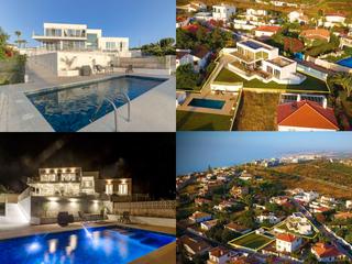 Chalet en Calle del recreo 9. Impresionante villa moderna con vistas al mar en buenas noches, Chalet en Calle del recreo 9. Impresionante villa moderna con vistas al mar en buenas noches,