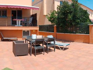 Location Maison jumelée à Carrer el gorg 39. Casa semi-adosada con garaje para 2 coches Location Maison jumelée à Carrer el gorg 39. Casa semi-adosada con garaje para 2 coches