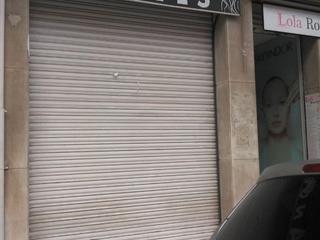 Lloguer Local Comercial a Fontcoberta 12. Zona transitada, molts col·legis, caprabo i sirena al costat Lloguer Local Comercial a Fontcoberta 12. Zona transitada, molts col·legis, caprabo i sirena al costat
