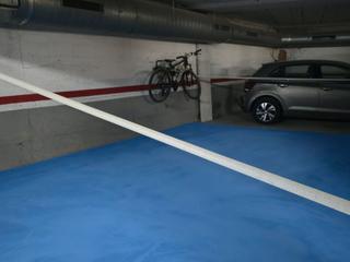Parking coche en Mestre tries 88. Se vende plaza de parking . Parking coche en Mestre tries 88. Se vende plaza de parking .