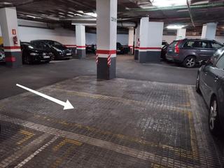 Autoparkplatz in Santa joaquima de vedruna 4. Para coche mediano-grande Autoparkplatz in Santa joaquima de vedruna 4. Para coche mediano-grande