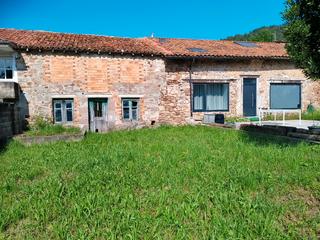 Casa adosada en Barrio radillo 229. Casa rústica con terreno para hacer tu casa ideal. soleada, bue Casa adosada en Barrio radillo 229. Casa rústica con terreno para hacer tu casa ideal. soleada, bue