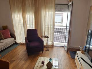 Appartamento in Carrer de ramon castellà 16. Piso semi reformado con buhardilla extra Appartamento in Carrer de ramon castellà 16. Piso semi reformado con buhardilla extra