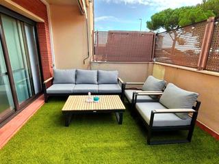 Planta baixa a Ronda del cosidor 3. Espectacular planta baja soleada con jardín, parking y acabados Planta baixa a Ronda del cosidor 3. Espectacular planta baja soleada con jardín, parking y acabados