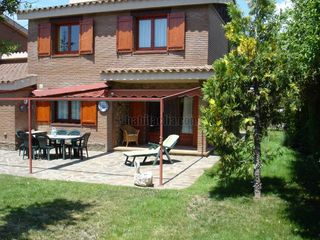 Casa pareada en Colomers, 22. Mejor que nueva, para entrar a vivir ya Casa pareada en Colomers, 22. Mejor que nueva, para entrar a vivir ya