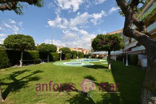 Rez-de-chaussée à Pobla de Montornès (La). Bajo con piscina y plaza aparcamiento Rez-de-chaussée à Pobla de Montornès (La). Bajo con piscina y plaza aparcamiento
