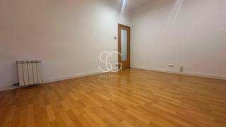 Piccolo appartamento in Riera de Gaià (La). Amplio apartamento en la riera de gaia con patio funcional Piccolo appartamento in Riera de Gaià (La). Amplio apartamento en la riera de gaia con patio funcional