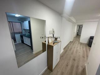 Location Appartement  Calle de l'orde del cister. Piso de tres habitaciones Location Appartement  Calle de l'orde del cister. Piso de tres habitaciones