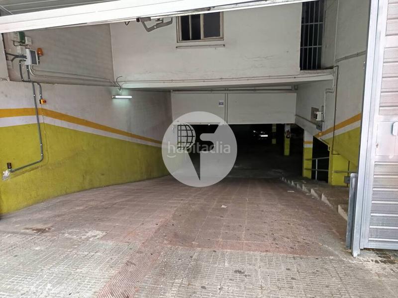 Foto 2d8d9313-f8cf-4e9a-8874-61cacb5a8a6a. Car parking in Centre Granollers Foto 2d8d9313-f8cf-4e9a-8874-61cacb5a8a6a. Car parking in Centre Granollers