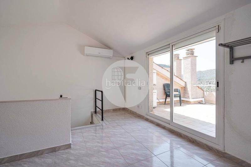 Foto 2fc7acdb-b242-4a6d-9074-3062e9a994e2. Casa adossada amb calefacció aparcament piscina a Sitges Foto 2fc7acdb-b242-4a6d-9074-3062e9a994e2. Casa adossada amb calefacció aparcament piscina a Sitges