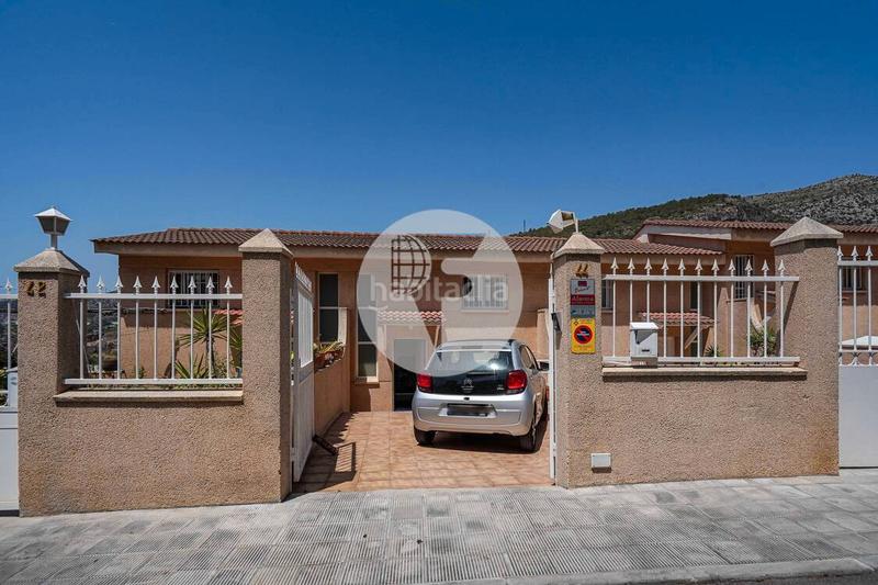 Foto 446155c8-fa8f-46e1-b070-5f03ae48b4ba. Casa adossada amb calefacció aparcament piscina a Sitges Foto 446155c8-fa8f-46e1-b070-5f03ae48b4ba. Casa adossada amb calefacció aparcament piscina a Sitges