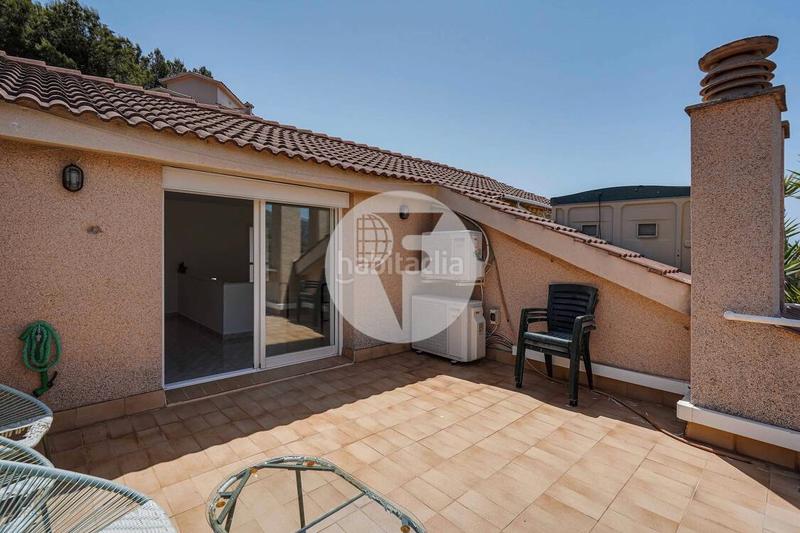 Foto 4a56d6f0-9d2f-4897-bb96-64d86a9b0458. Casa adossada amb calefacció aparcament piscina a Sitges Foto 4a56d6f0-9d2f-4897-bb96-64d86a9b0458. Casa adossada amb calefacció aparcament piscina a Sitges