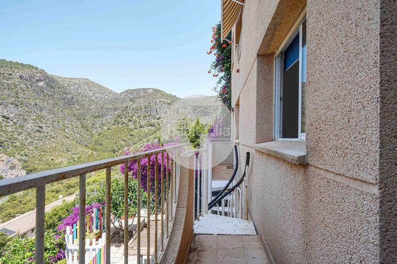 Foto 911e1c89-33ac-4eaf-92a8-c0931c8056dd. Casa adossada amb calefacció aparcament piscina a Sitges Foto 911e1c89-33ac-4eaf-92a8-c0931c8056dd. Casa adossada amb calefacció aparcament piscina a Sitges