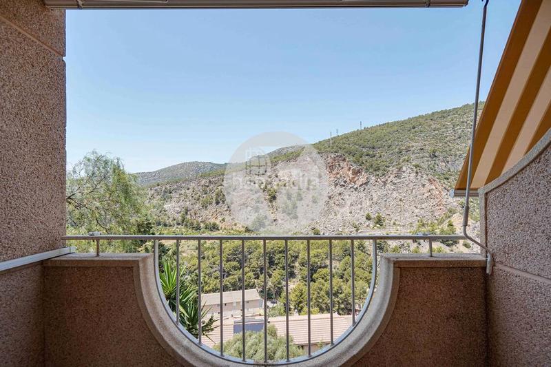 Foto a55bf340-faa0-4b97-82ac-cf95a57eebac. Casa adossada amb calefacció aparcament piscina a Sitges Foto a55bf340-faa0-4b97-82ac-cf95a57eebac. Casa adossada amb calefacció aparcament piscina a Sitges