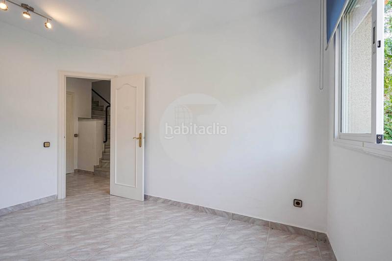 Foto b38ef9da-517c-4a1d-a832-0acdc1d9d7ae. Casa adossada amb calefacció aparcament piscina a Sitges Foto b38ef9da-517c-4a1d-a832-0acdc1d9d7ae. Casa adossada amb calefacció aparcament piscina a Sitges